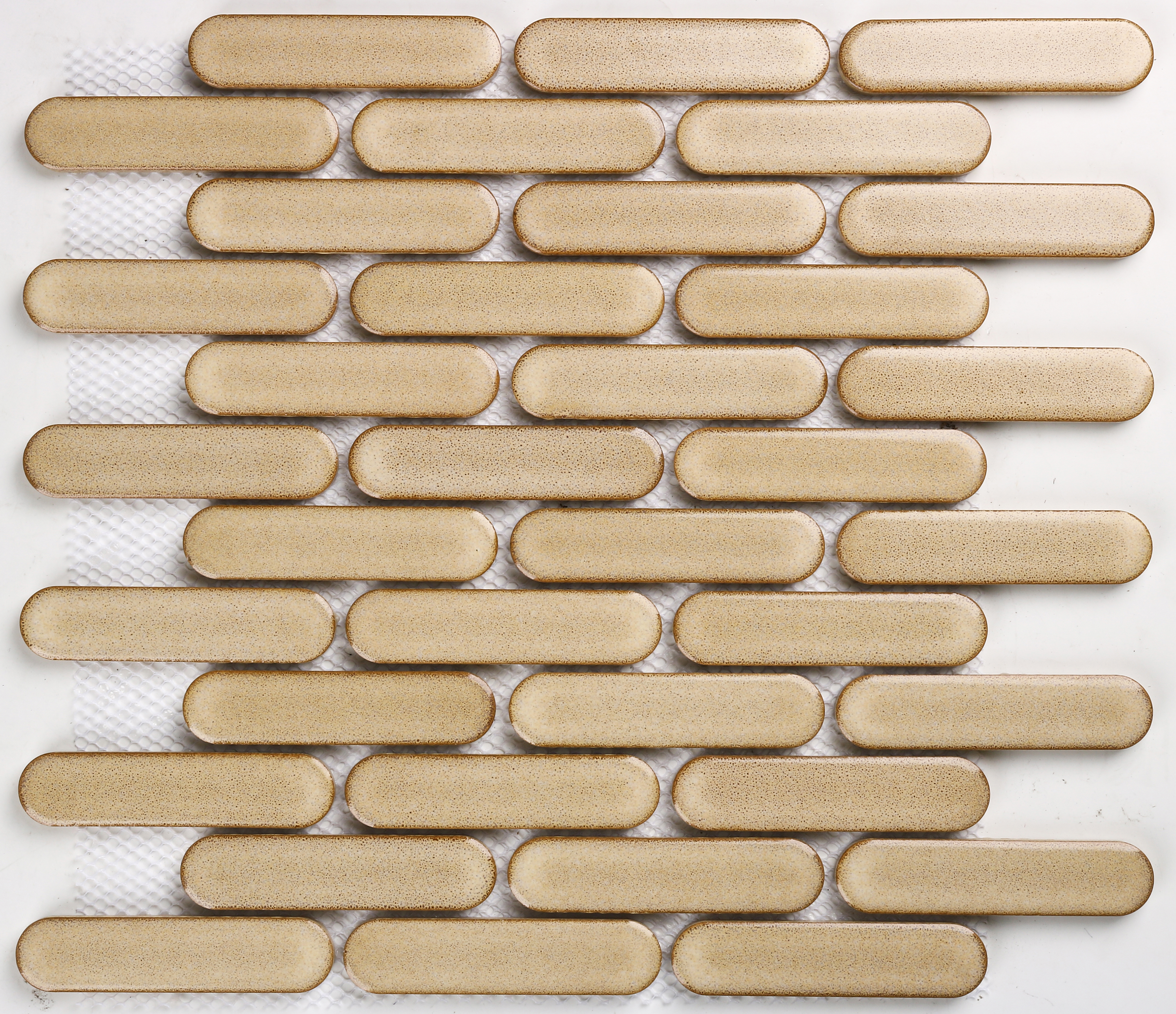 Bounty Oval Cream/Sand Mosaic 304X306