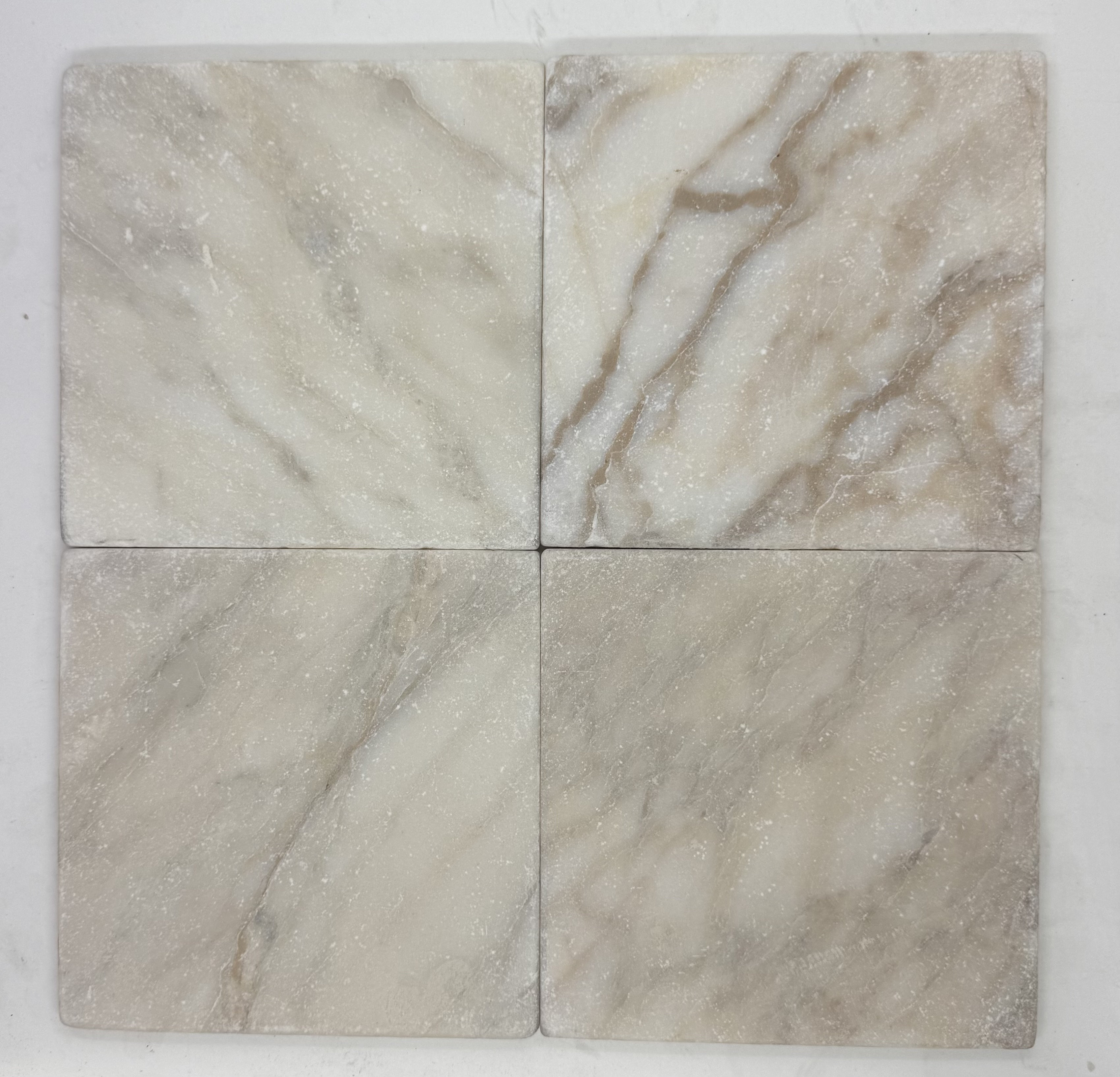 Calacatta Crema Tumbled Square 150X150